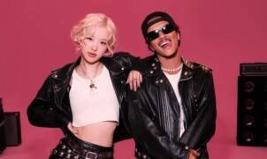 Rose BLACKPINK & Bruno Mars